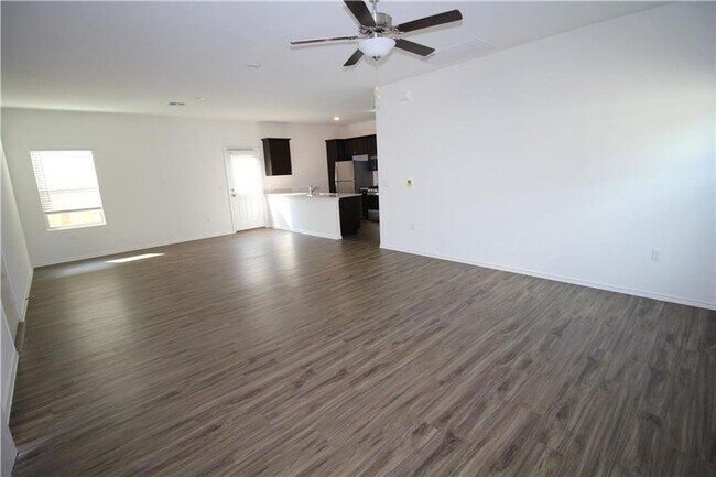 Foto del edificio - Single Family Charmer