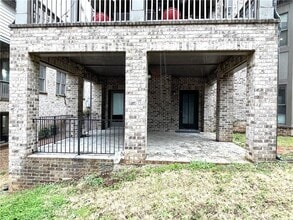 Building Photo - 3816 Chamblee Dunwoody Rd