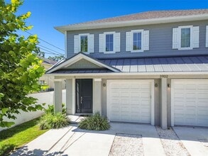 Building Photo - 3902 W Everett Ave