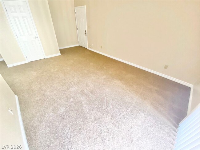 Building Photo - 5405 Indian River Dr