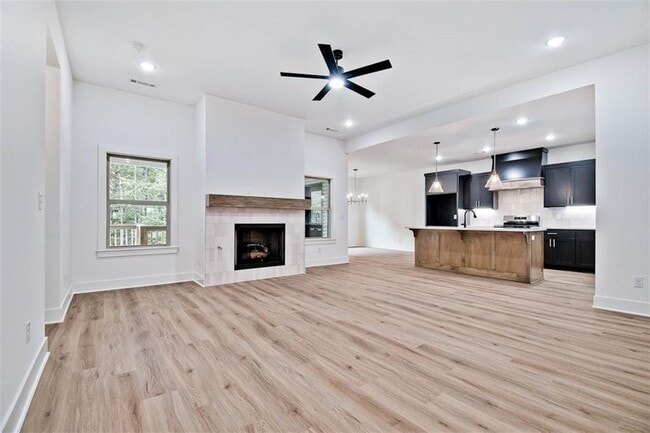 Building Photo - 1 Pagham Ln