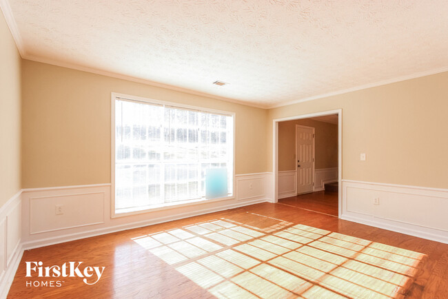 Foto del edificio - 1076 Plantation Blvd SE