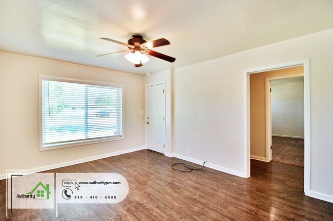 Building Photo - 3010 Church St