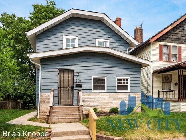 Building Photo - 3 br, 1.5 bath House - 390 S Guilford Ave