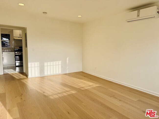 Foto del edificio - 3418 Cimarron St