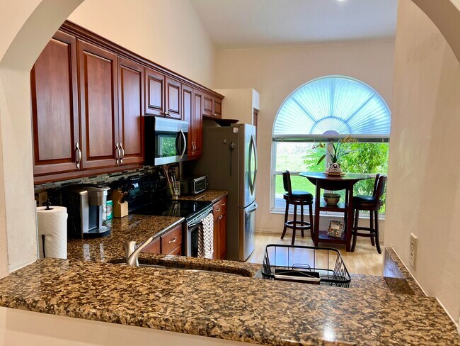 Foto del edificio - 602 Sabal Palm Ln