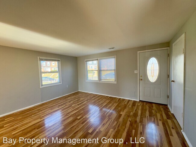 Foto del edificio - 3 br, 1.5 bath House - 1629 Wentworth Ave