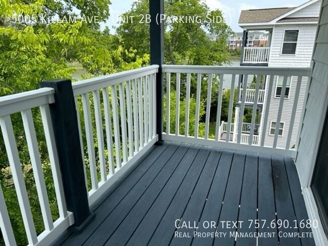 Building Photo - Executive Studio with 1 bedroom, 1 full ba...