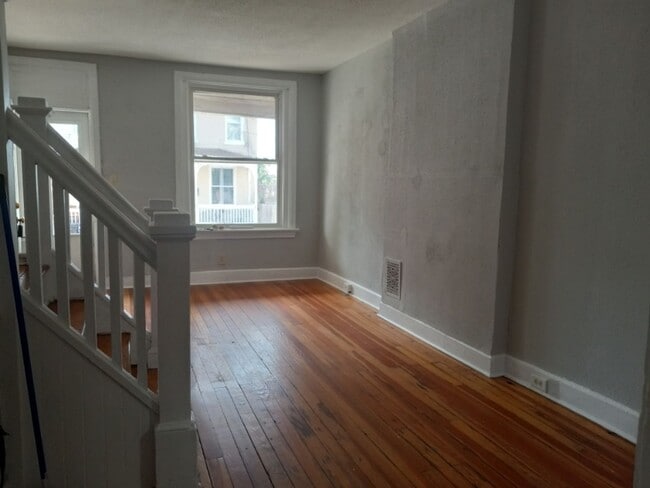 Building Photo - 2343 Logan St