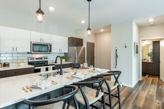Model Eat-in Kitchen, B2 Floorplan | Velo Village | Apartment in Franklin WI - Velo Village Apartments