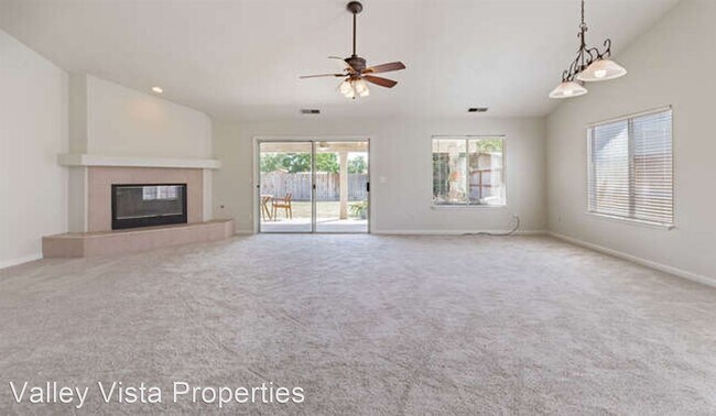 Building Photo - 3 br, 2 bath House - 213 Caesar Ave
