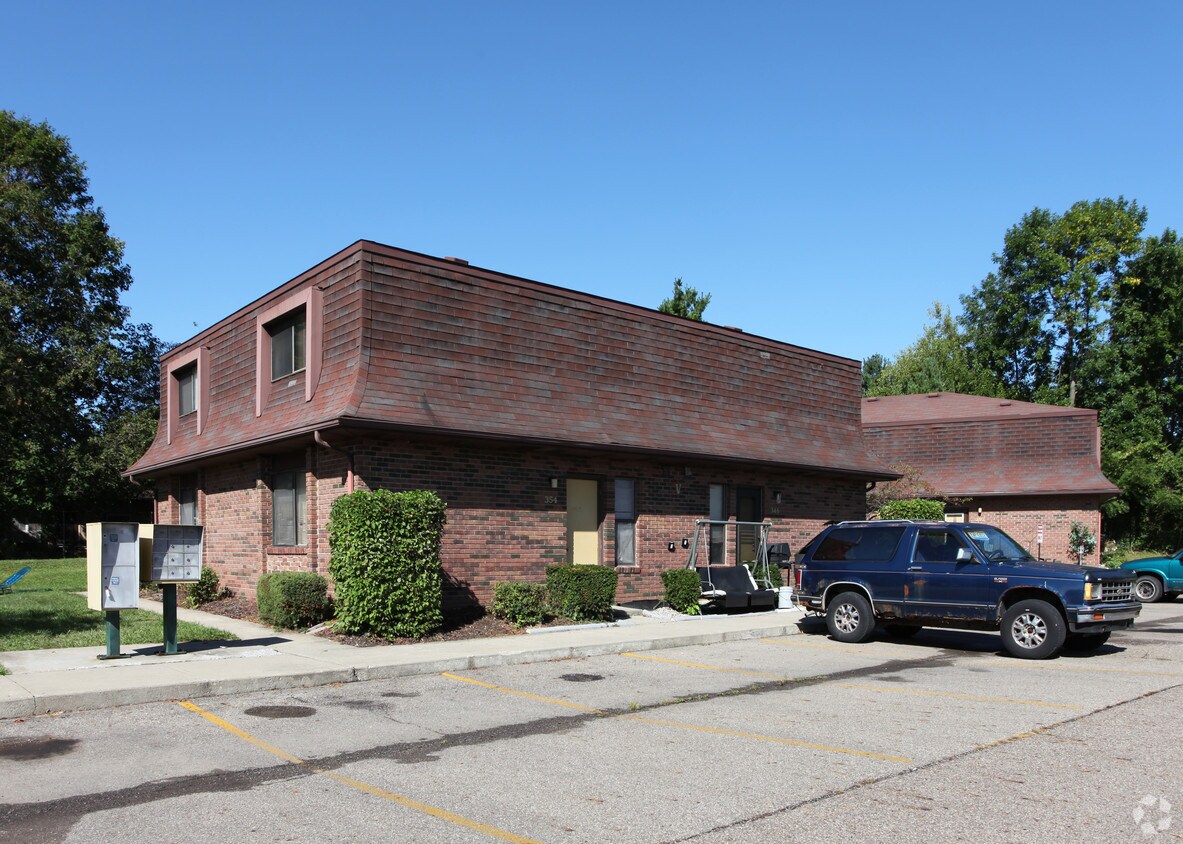 Foto del edificio - Johnstown Manor Apartments