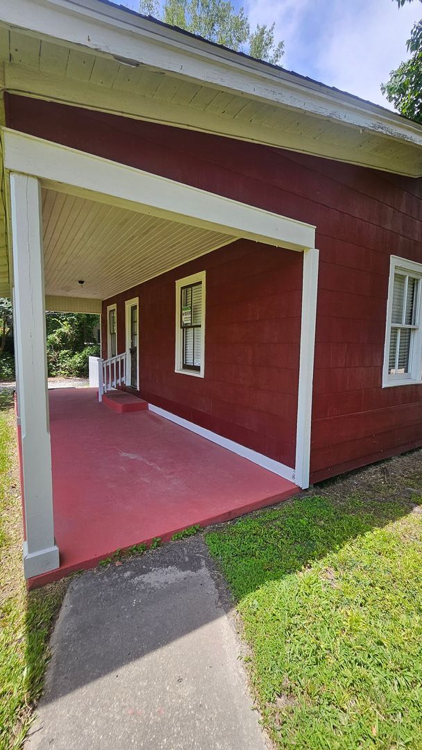 Building Photo - Welcome Home!