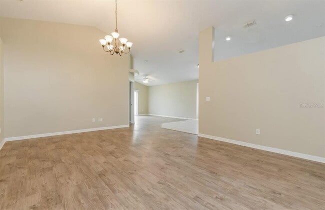 Foto del edificio - 409 21st Ave W