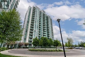 Building Photo - 4900 Glen Erin Dr