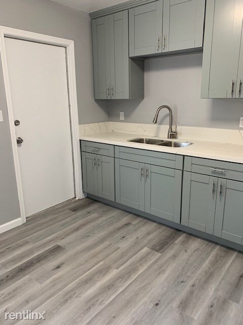 Foto del edificio - 2 br, 1 bath Apartment - 3662 Beta Street