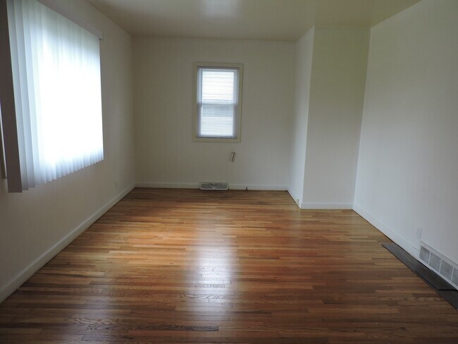 Foto del edificio - 2 bedroom, 1 bath house