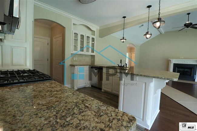 Building Photo - 121 Creole Ln