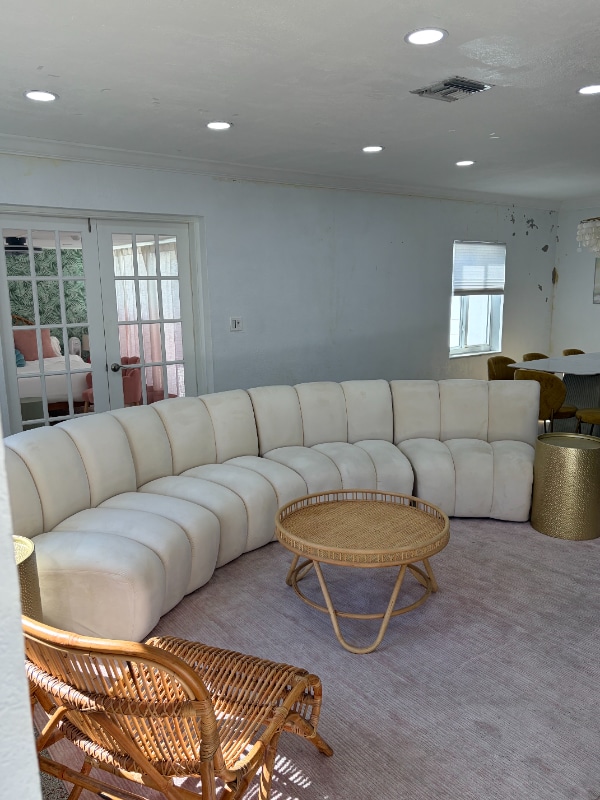 Building Photo - 305 NE 27th St