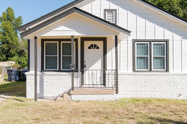 Building Photo - 1326 NW 91st St