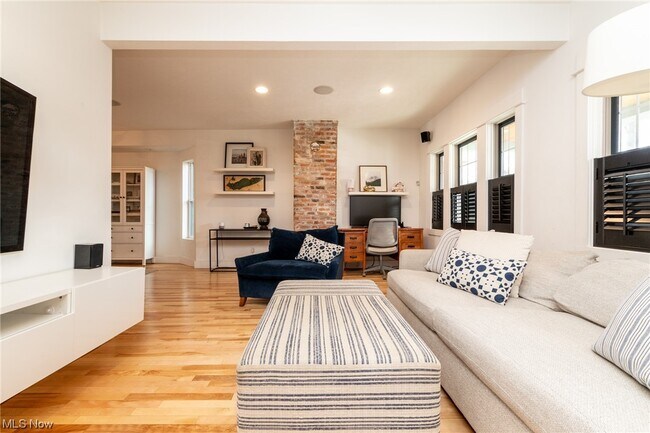 Foto del edificio - 4014 Whitman Ave