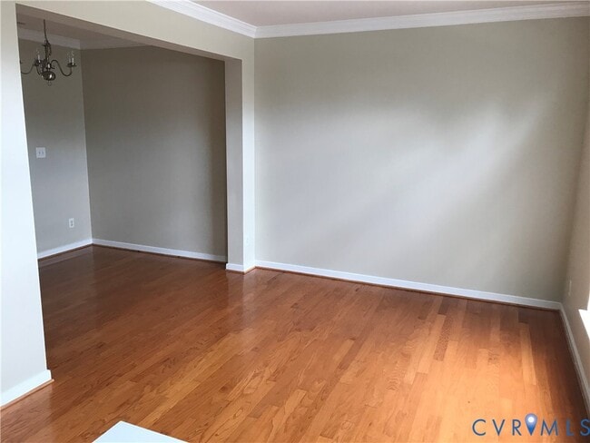 Building Photo - 1307 Village Views Dr