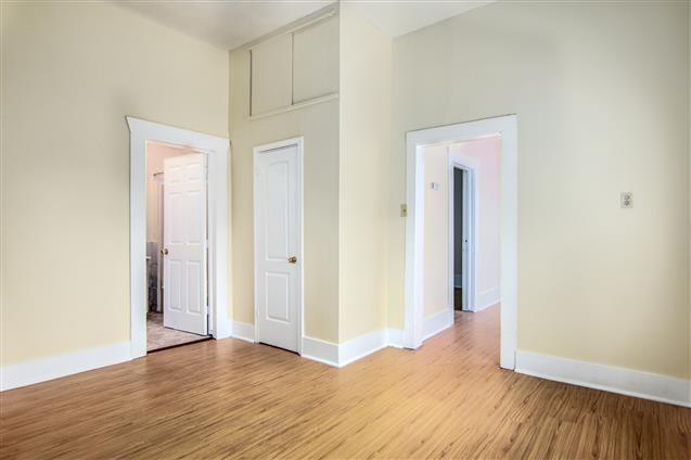 Foto del edificio - 2115 Radcliffe St