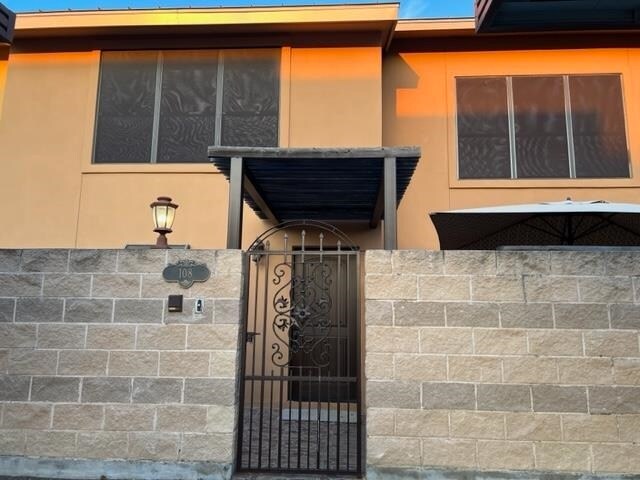 Foto principal - 1609 Saldana Ave