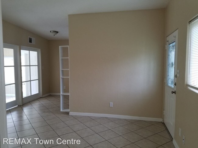 Building Photo - 2 br, 1 bath House - 221 Lantana Dr.