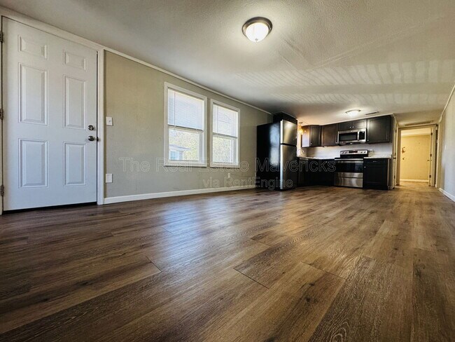 Foto del edificio - 48 Trinity Rd