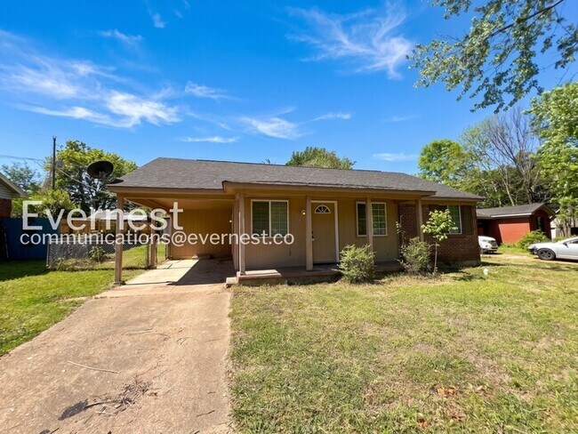 Foto del edificio - 8297 Baldwyn Cove