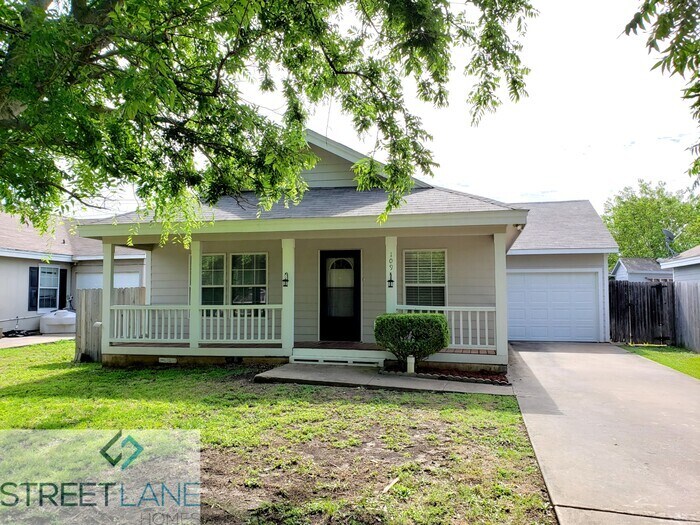 Charming 3 Bedroom in Waxahachie! House for Rent in Waxahachie, TX