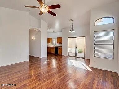 Foto del edificio - 1932 N Mesa Dr