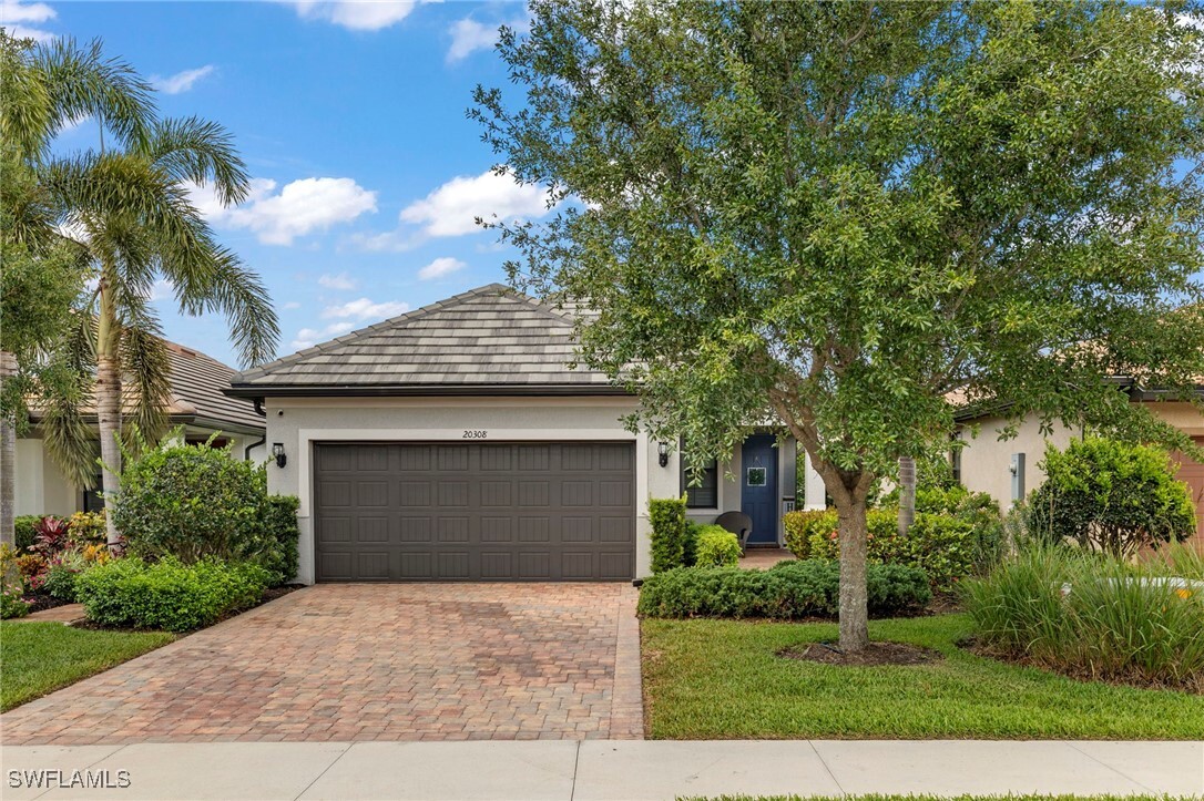 Foto principal - 20308 Corkscrew Shores Blvd