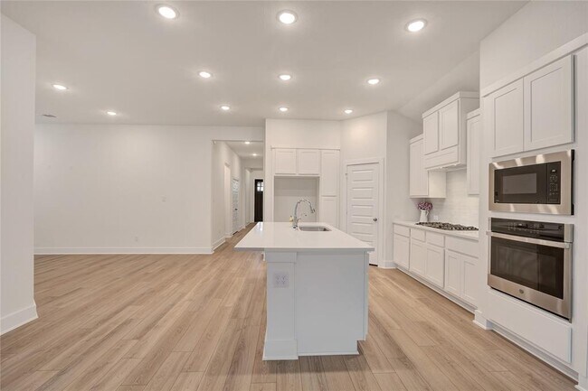 Building Photo - 6027 Churchill Spgs Ln