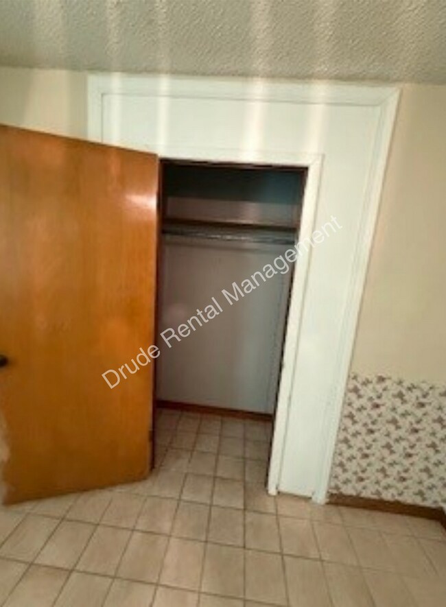Foto del edificio - 335 N Baronne St