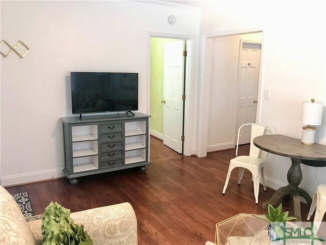 Foto del edificio - 217 W Taylor St