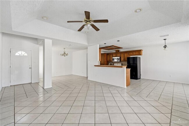 Foto del edificio - 12 Emory Ave