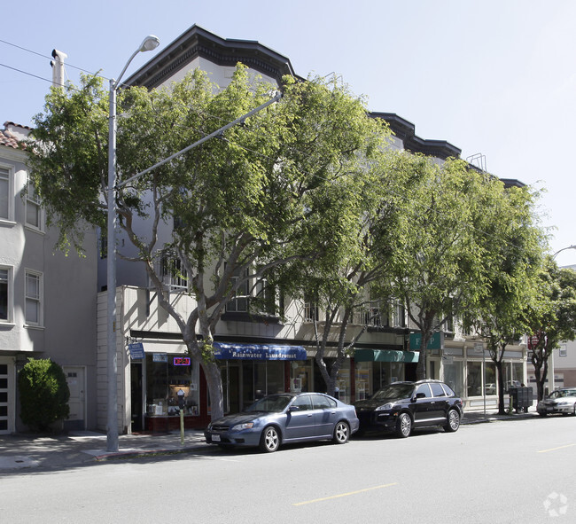 Building Photo - Chestnut Street Apartments