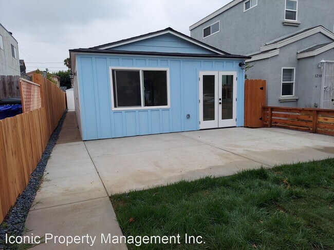 Building Photo - 2 br, 1 bath House - 1263 Reed Ave