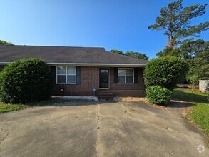 Building Photo - 385 Wildwood Ave