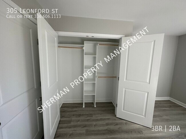 Foto del edificio - 305 Leonford St