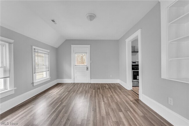 Foto del edificio - 3137 W 88th St