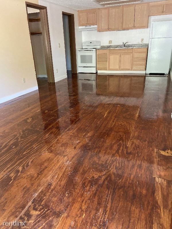 Foto del edificio - 1 br, 1 bath Apartment - 801 Springbrook Dr