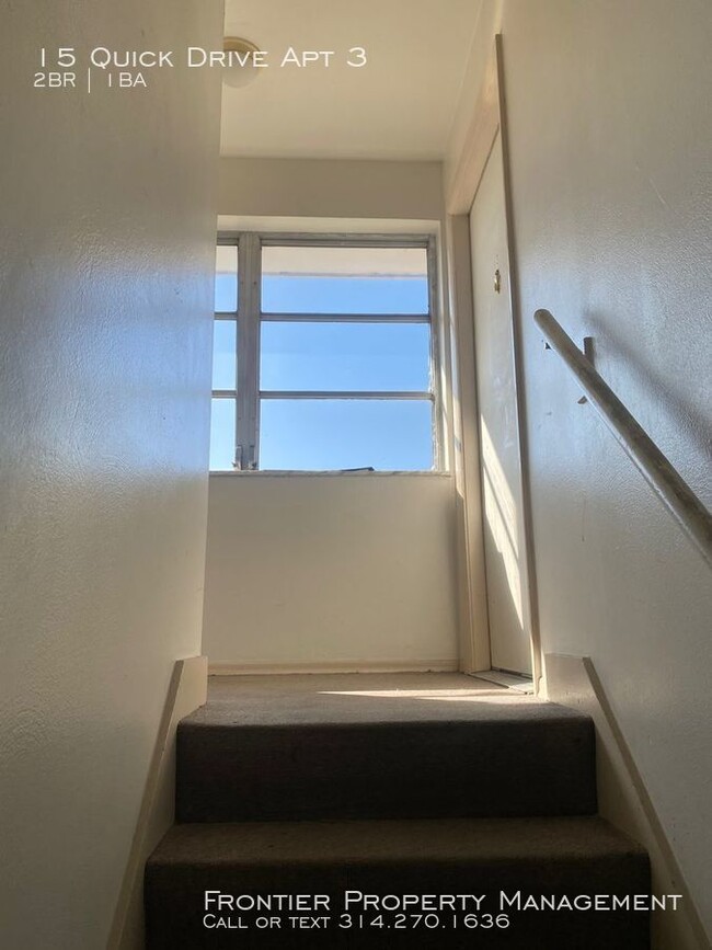 Building Photo - 2 bedroom at Northbrook Apartments!