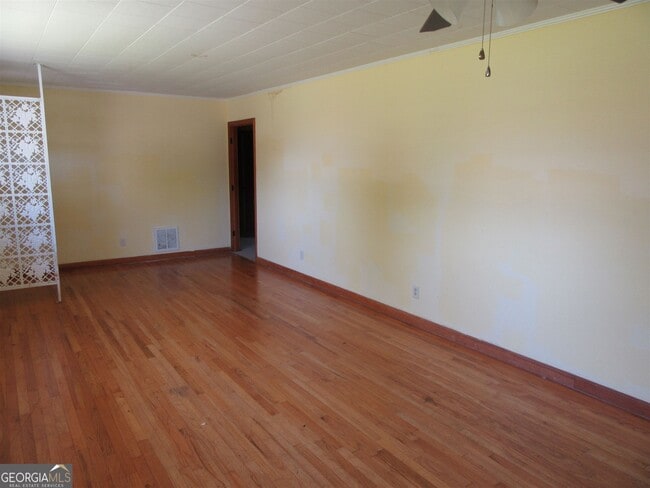 Building Photo - 125 Lanier Dr