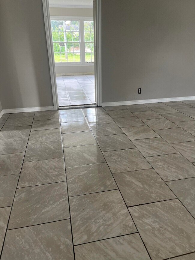 Foto del edificio - 4980 Chambers St