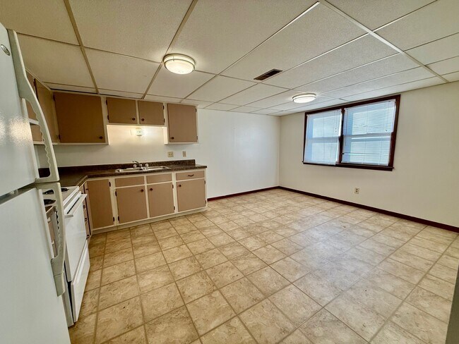 Foto del edificio - 814 Cedar River Dr