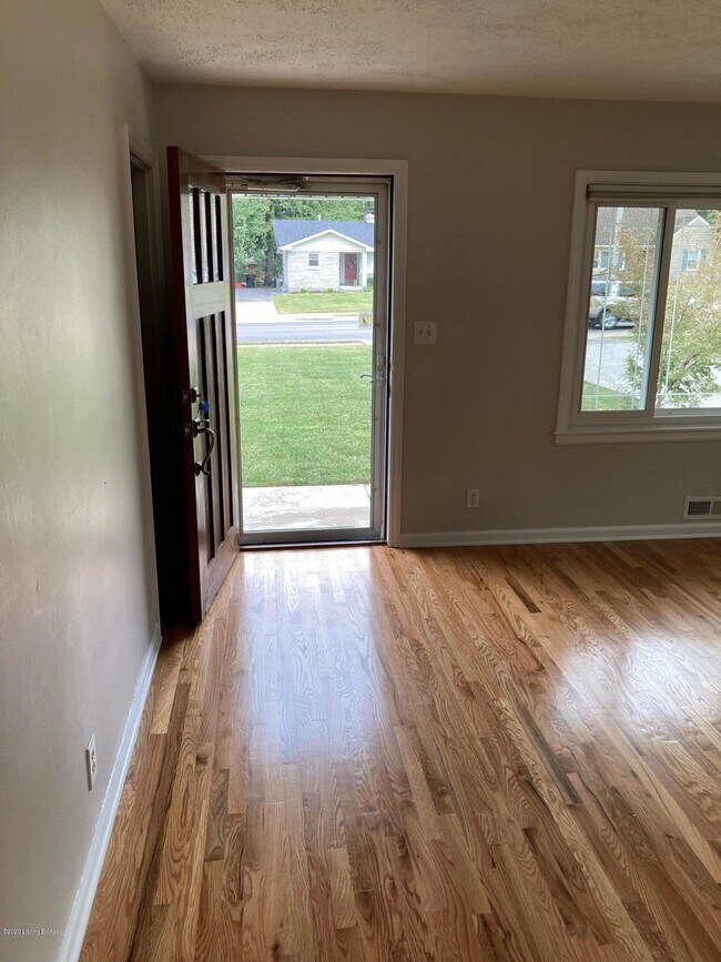 Foto del edificio - 2510 Browns Ln