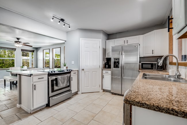 Building Photo - 1791 Piihana Rd